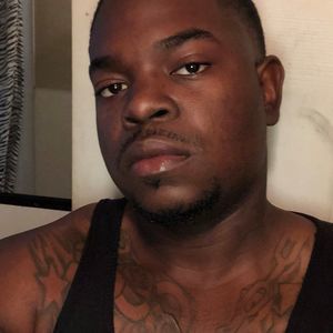 Meet your Posher, Derrick